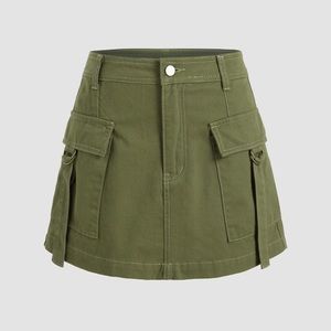 Green mini skirt😍 Size: Small | condition: Good
